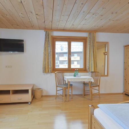 Pension Haus Romy Schoppernau Exteriör bild