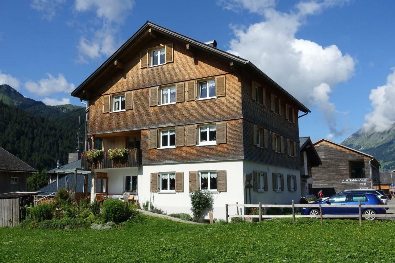 Pension Haus Romy Schoppernau Exteriör bild