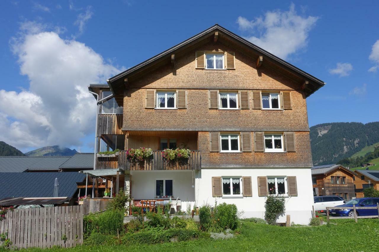 Pension Haus Romy Schoppernau Exteriör bild